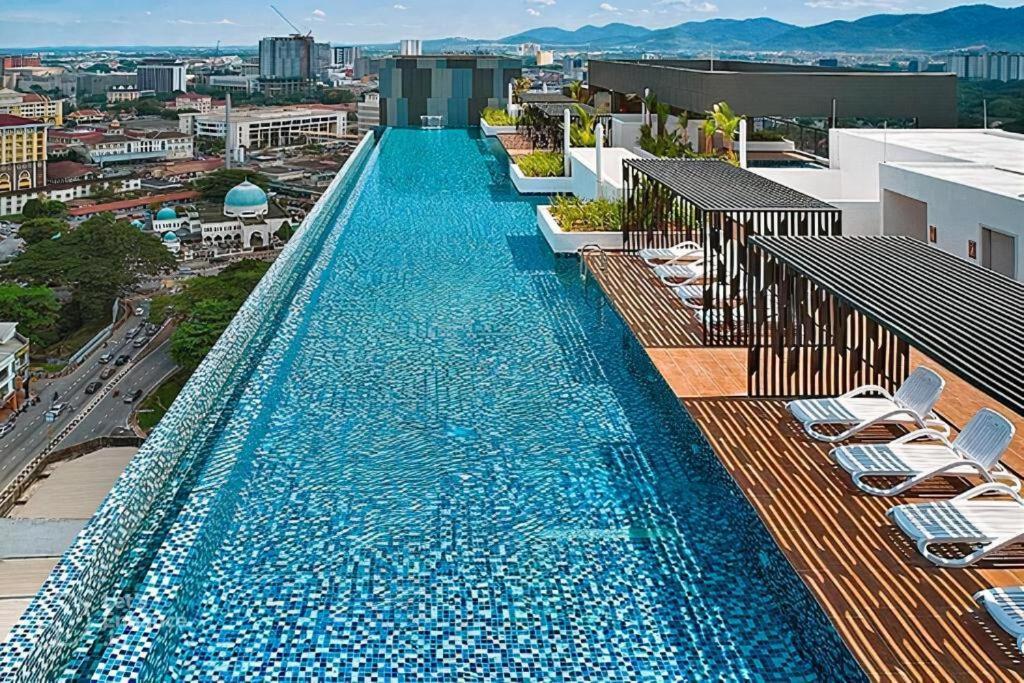 Jomstay - Horizon Suites Ipoh Town Skypool Extérieur photo